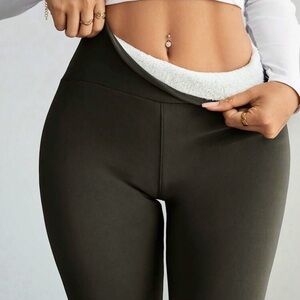 Women's Fleece-Lined Black Leggings